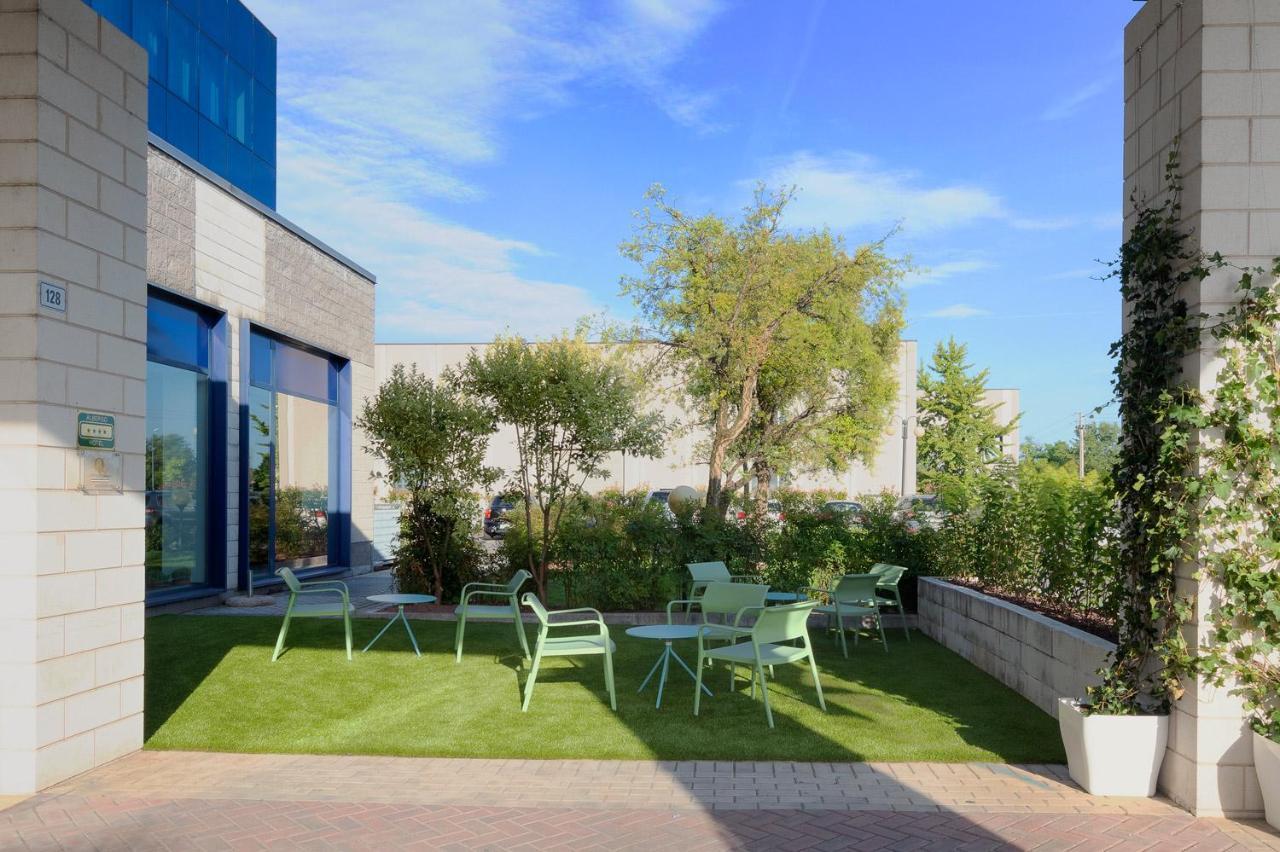 Garda Hotel Montichiari Exterior photo