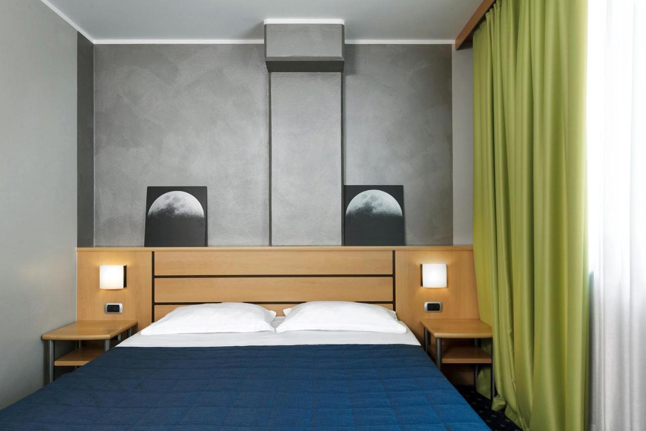 Garda Hotel Montichiari Exterior photo